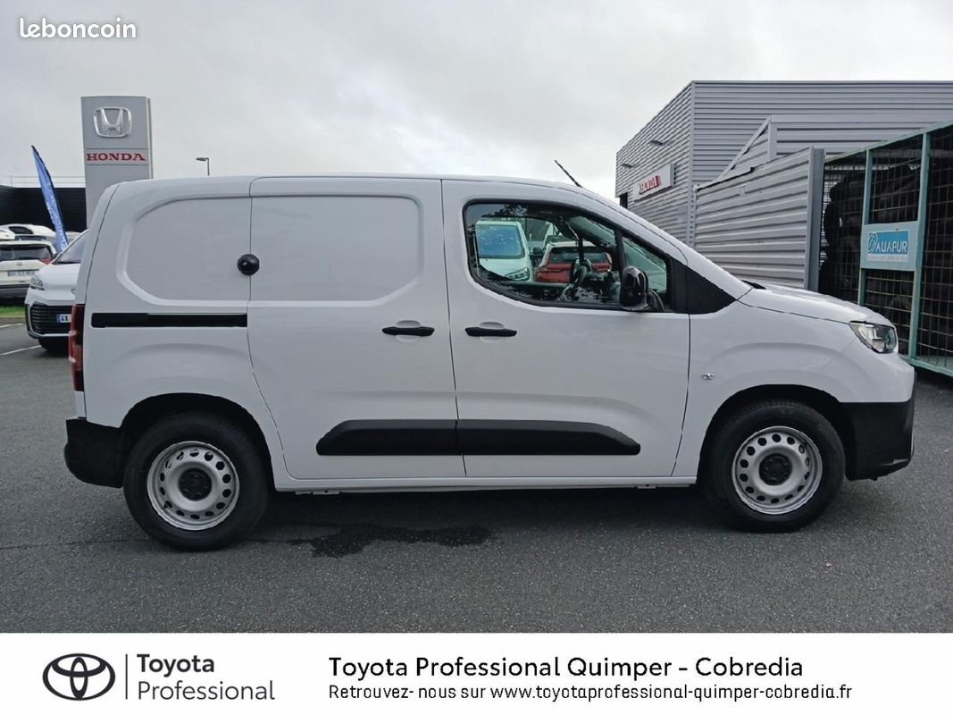 Toyota PROACE CITY Medium Electric 136ch 50 kWh Start MY25 (image 17)