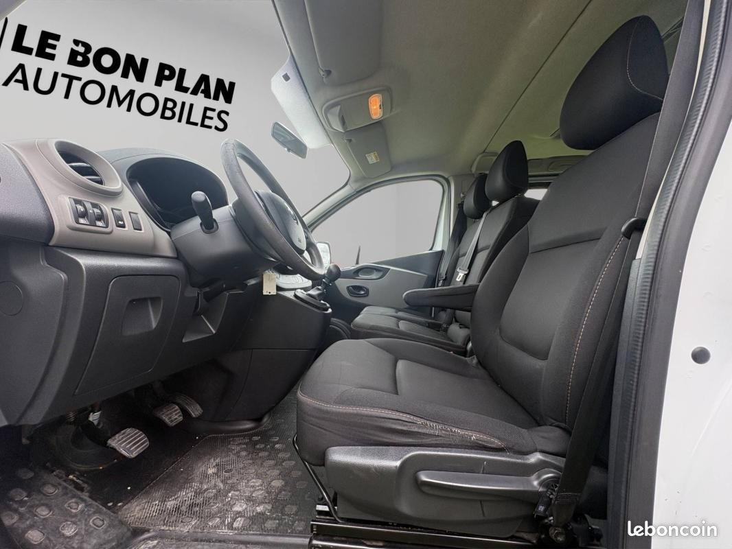Renault Trafic III 1.6 dCi 125 Energy L1 Life 9PL (image 10)