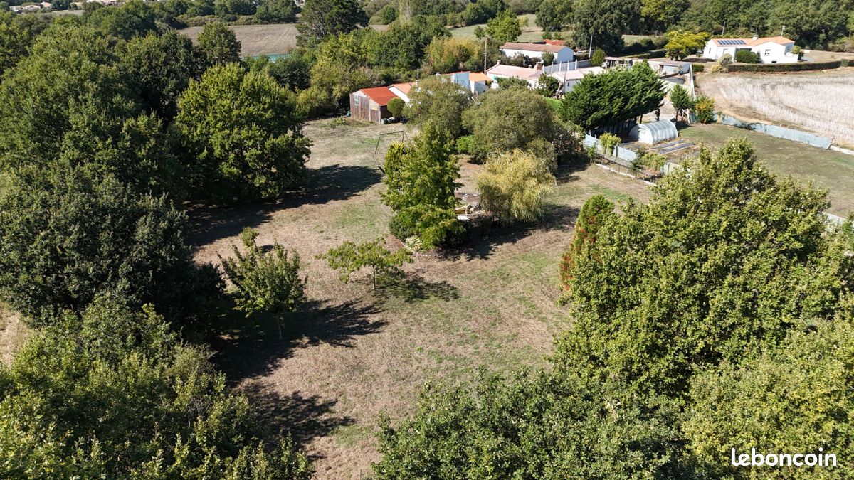 Maison 5 pièces 157 m² · à Saint-Christophe-du-Ligneron · 157 m² · 357 500 €