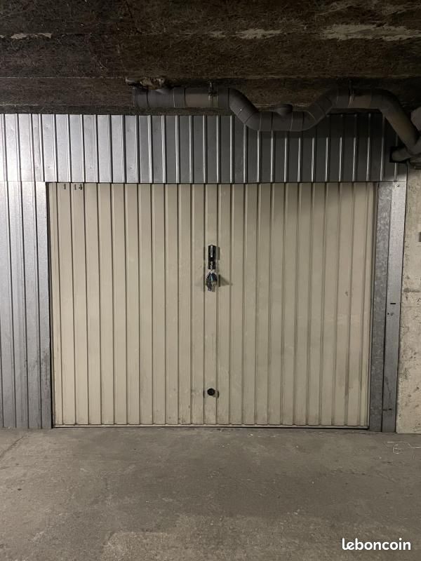 Parking 15 m² · à Orléans · 15 m² · 75 €/mois