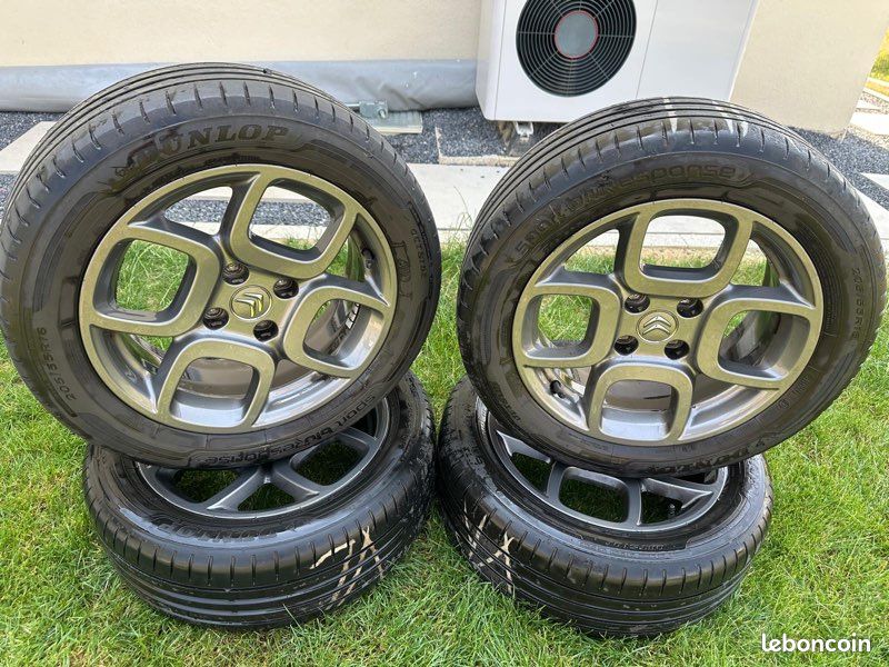 205 55 R 16 jantes citroen C4 (image 1)