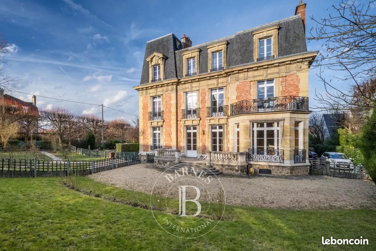 Appartement 6 pièces 155 m² · à Le Chesnay-Rocquencourt · 155 m² · 1 565 000 €