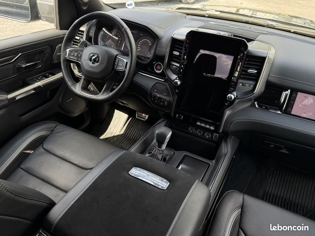 Dodge RAM 1500 RHO Hurricane 3.0 548 ch 4x4 – Rhino Pack – HUD – Harman Kardon – Pano - TVA Récupérable (image 18)