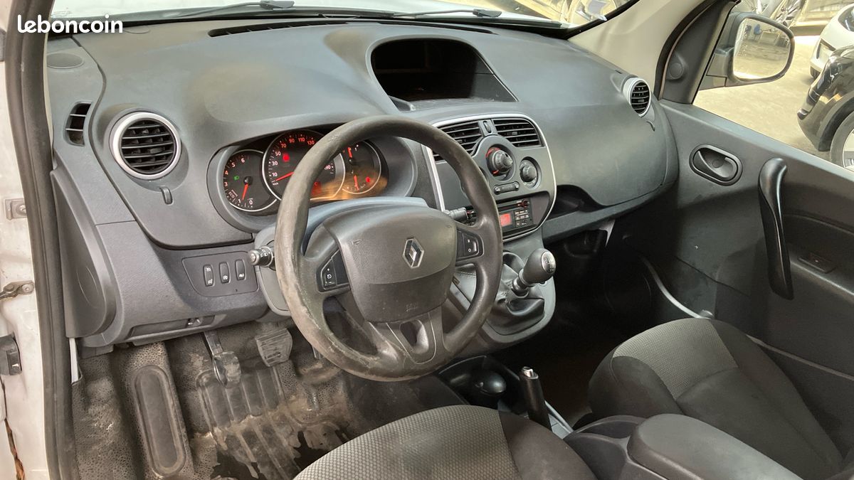 Renault Kangoo 1.5BlueDci 95ch Grand Confort - 2 Places - Boite 6 - TVA Récupérable - 3990HT (image 5)