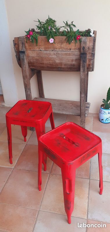 3 Tabourets rouge en métal NEUF (image 2)