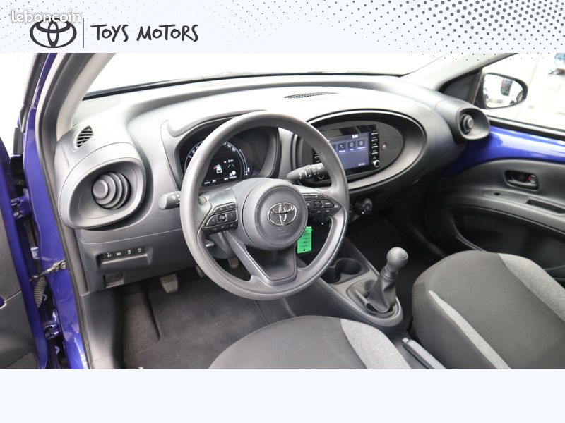 Toyota aygo x 1.0 VVT-i 72 Dynamic (image 8)