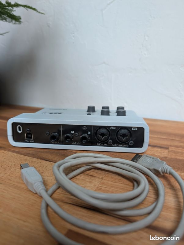 Steinberg CI1 – Interface audio USB 2 entrées (image 2)