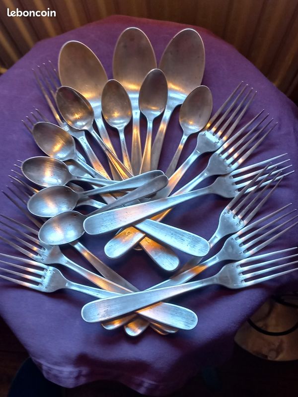 Service De 50 Couverts Christofle - Ménagère En Métal Argenté - Fabriqué En France