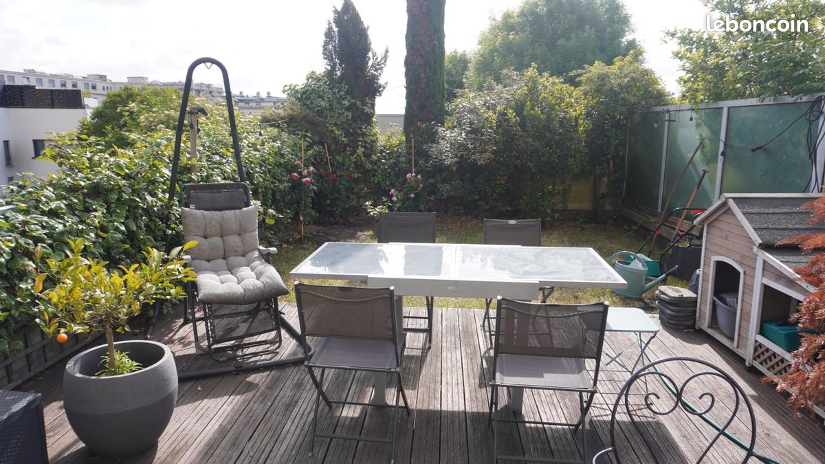 Table de jardin extensible avec 4 chaises (image 1)