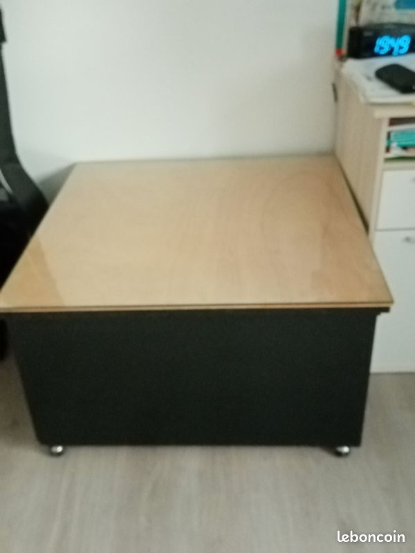 Table basse à roulettes (image 1)