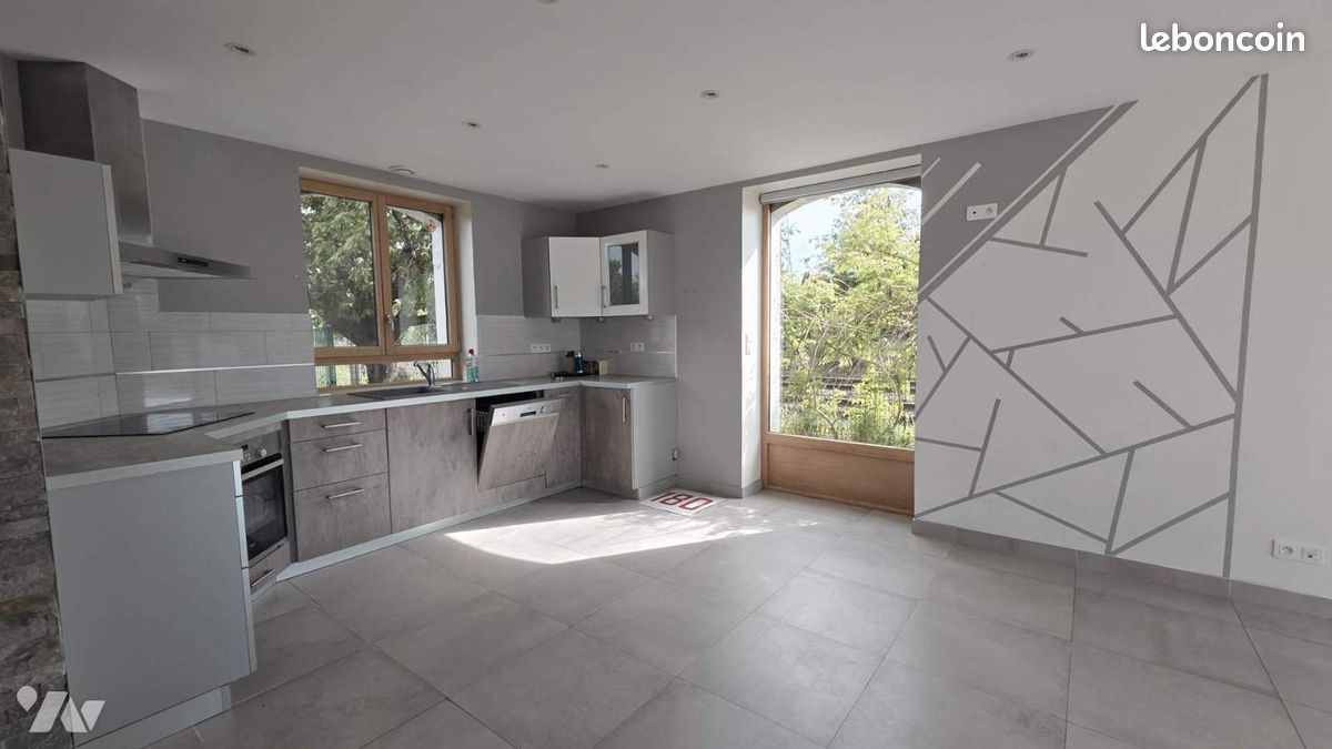 Maison 7 pièces 106 m² · à Brécé · 106 m² · 198 100 €