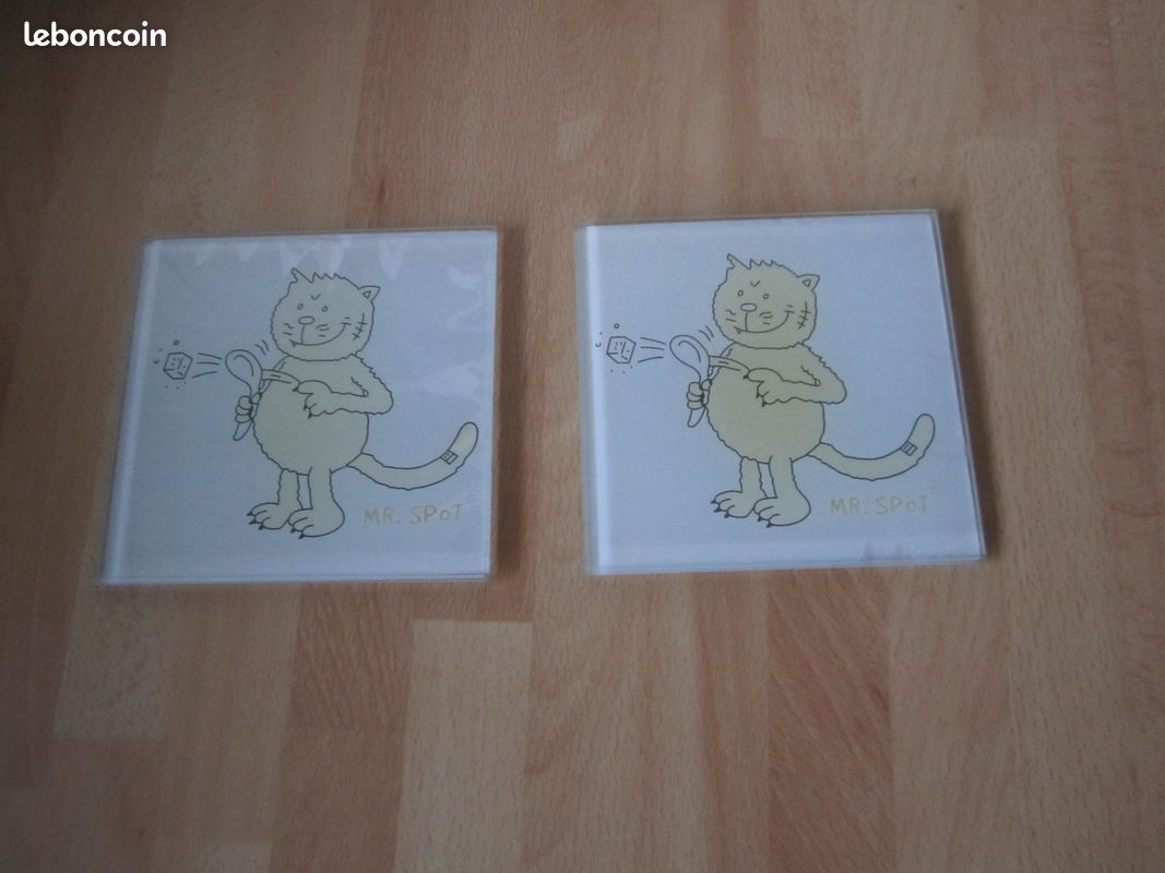Lot 2 de carreaux en verre 10X10 cm, motif chat MR. SPOT (image 1)