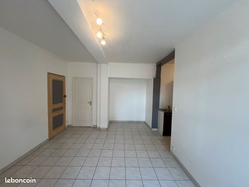 Appartement 2 pièces 37 m² · à Castelnau d'Auzan Labarrère · 37 m² · 372 €/mois