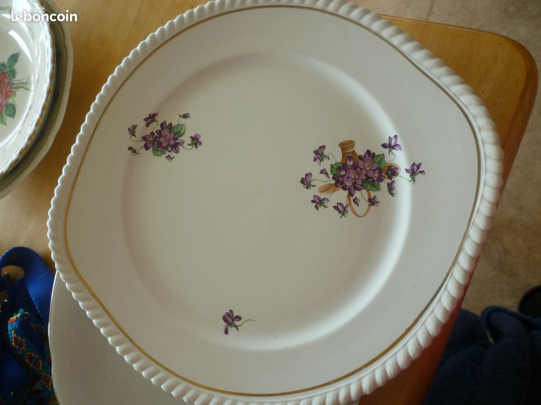 Plat blanc rond (image 2)