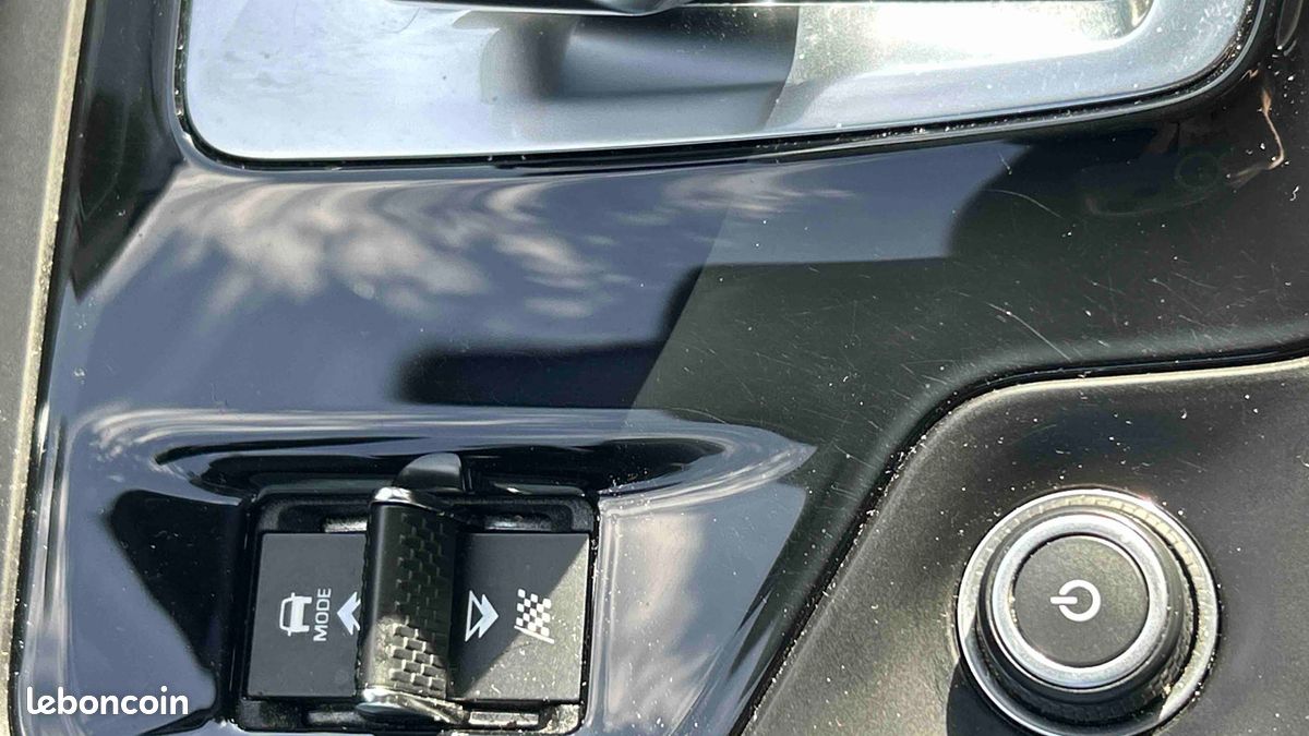 JAGUAR E-Pace P300e ch PHEV AWD BVA R-Dynamic S (image 17)