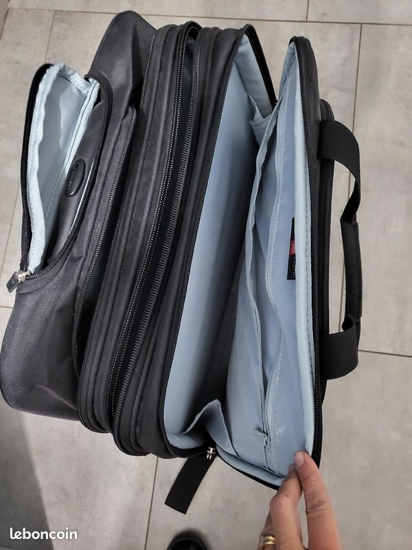 Valise delsey compacte business noire (image 3)
