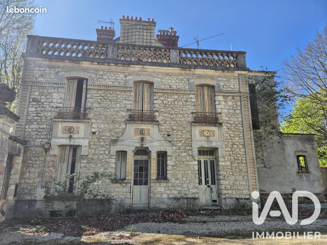 Maison 4 pièces 92 m² · à Fontainebleau · 92 m² · 312 000 €