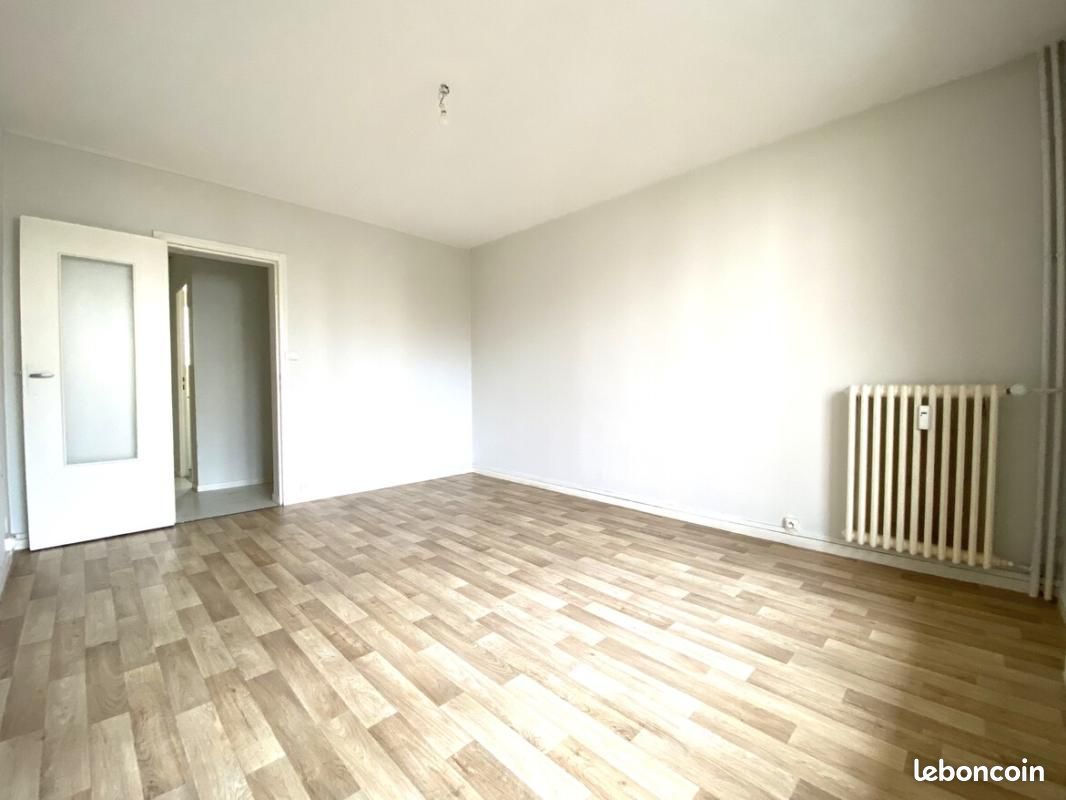Appartement 3 pièces 56 m² · à Limoges · 56 m² · 590 €
