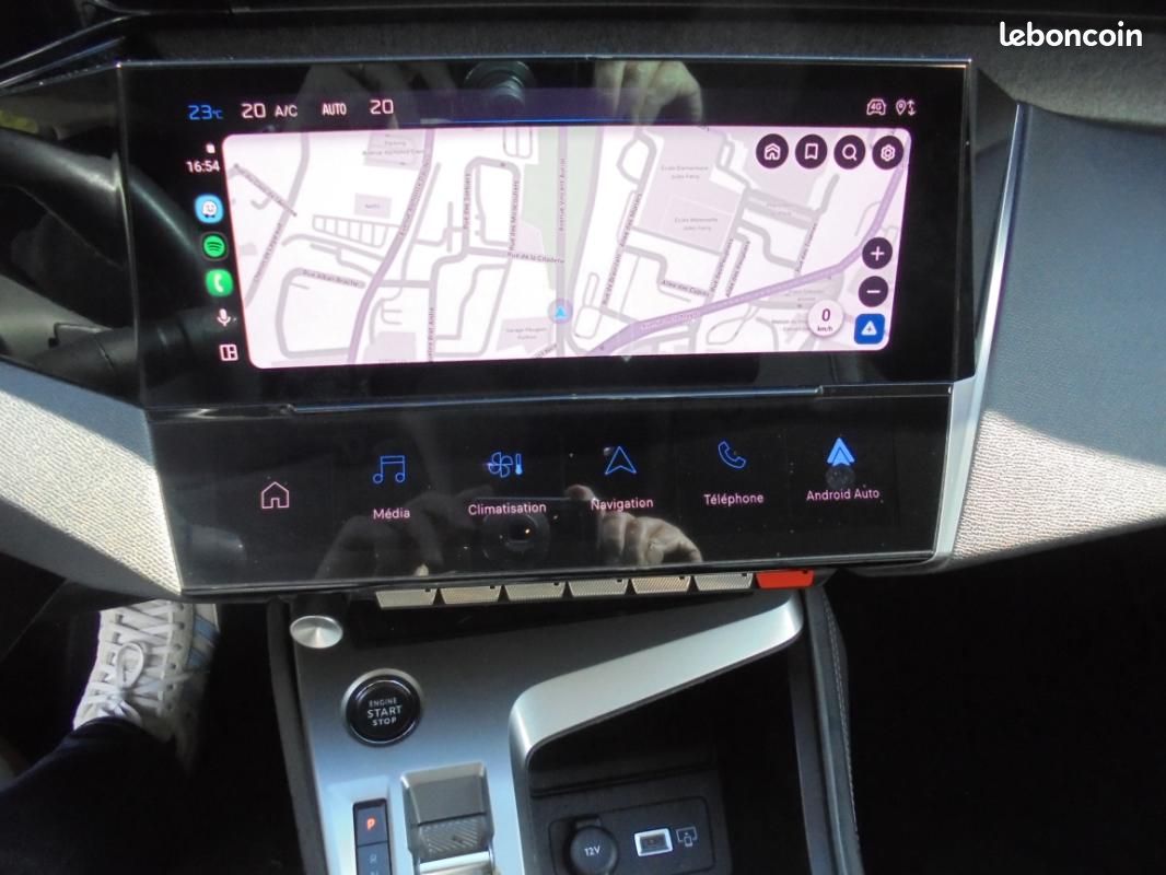 Peugeot 308 SW 130ch EAT8 Allure Pack (image 15)