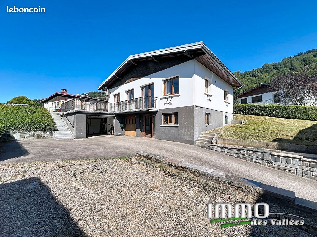 Maison 4 pièces 178 m² · à La Bresse · 178 m² · 180 000 €