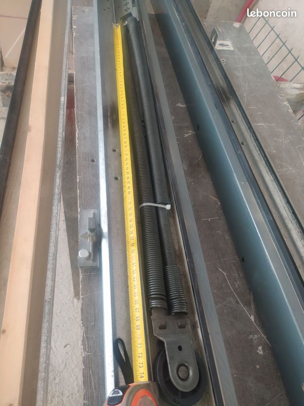 Recherche ressort de porte de garage (image 1)