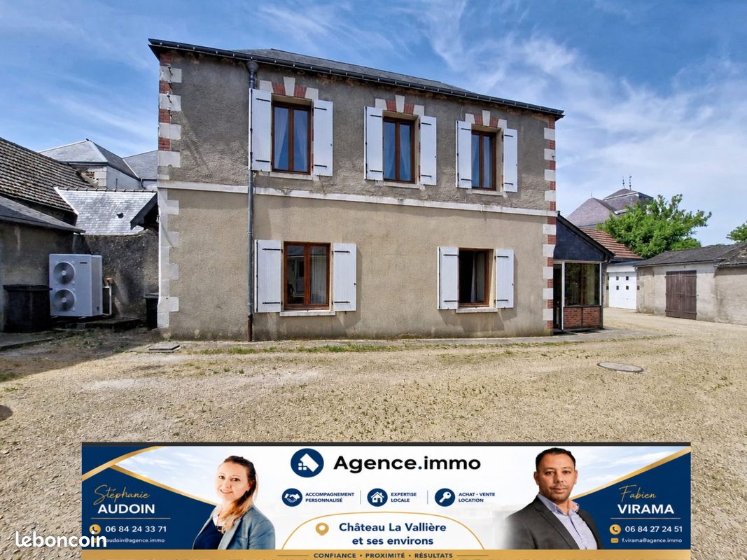 Maison 5 pièces 159 m² · à Château-la-Vallière · 159 m² · 120 000 €
