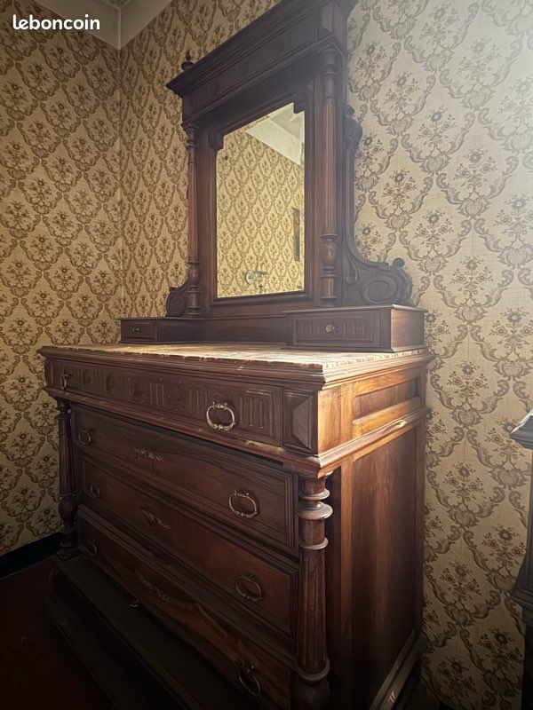Commode miroir Style Henri II (image 1)