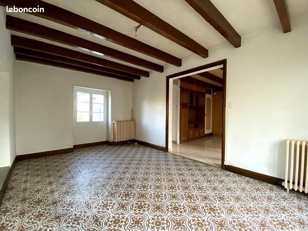Maison 13 pièces 238 m² - Saint-Michel 16470 (image principale 9)