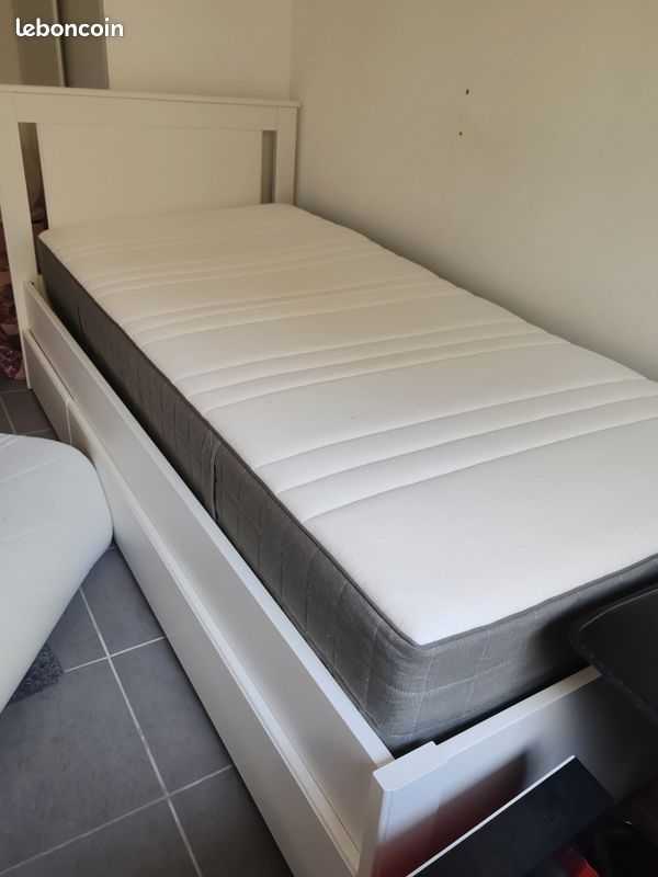 Lit simple 90x200 IKEA (image 1)