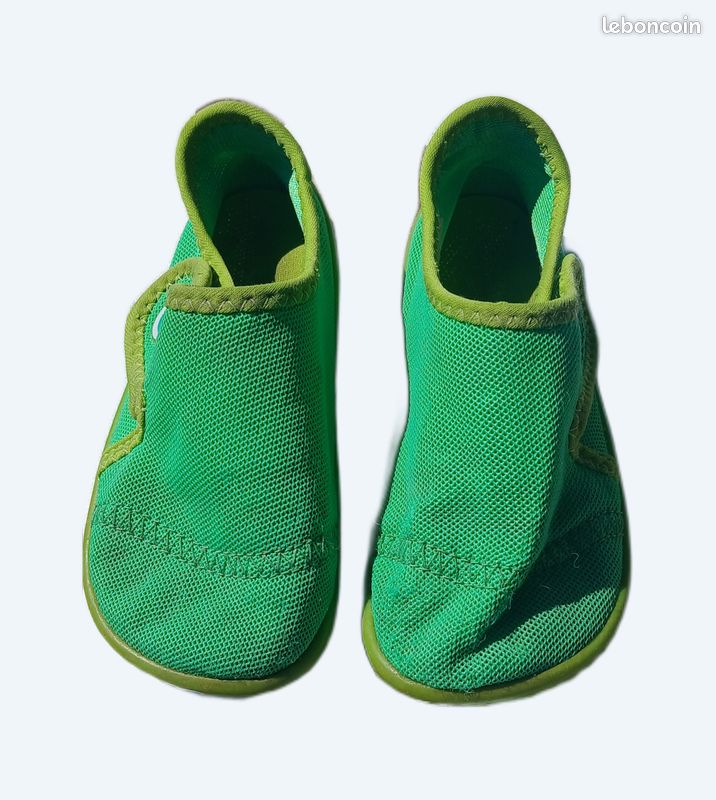 Chaussures aquatiques vertes du 27 (image 1)