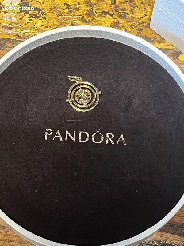 Pandora pendentif Harry Potter (image 1)
