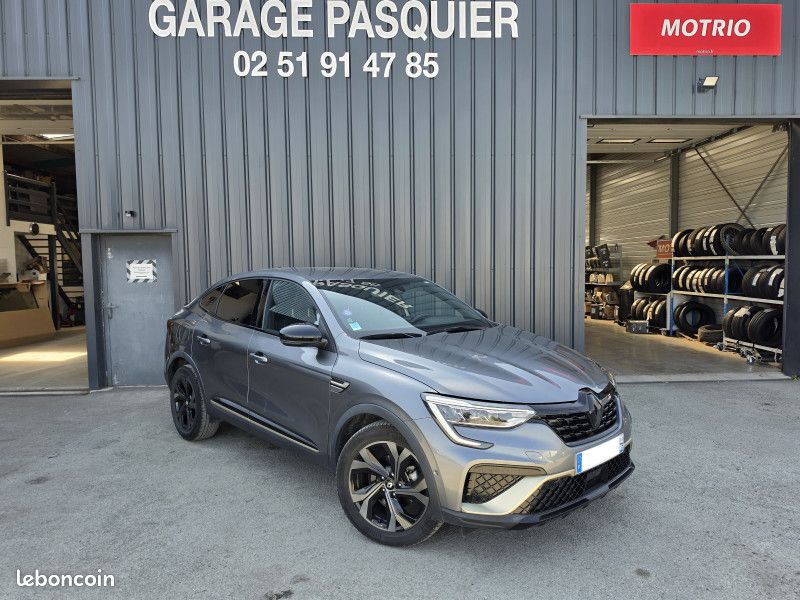Renault ARKANA 1.6 E-TECH HYBRIDE 145CH ENGINEERED -22 (image 1)