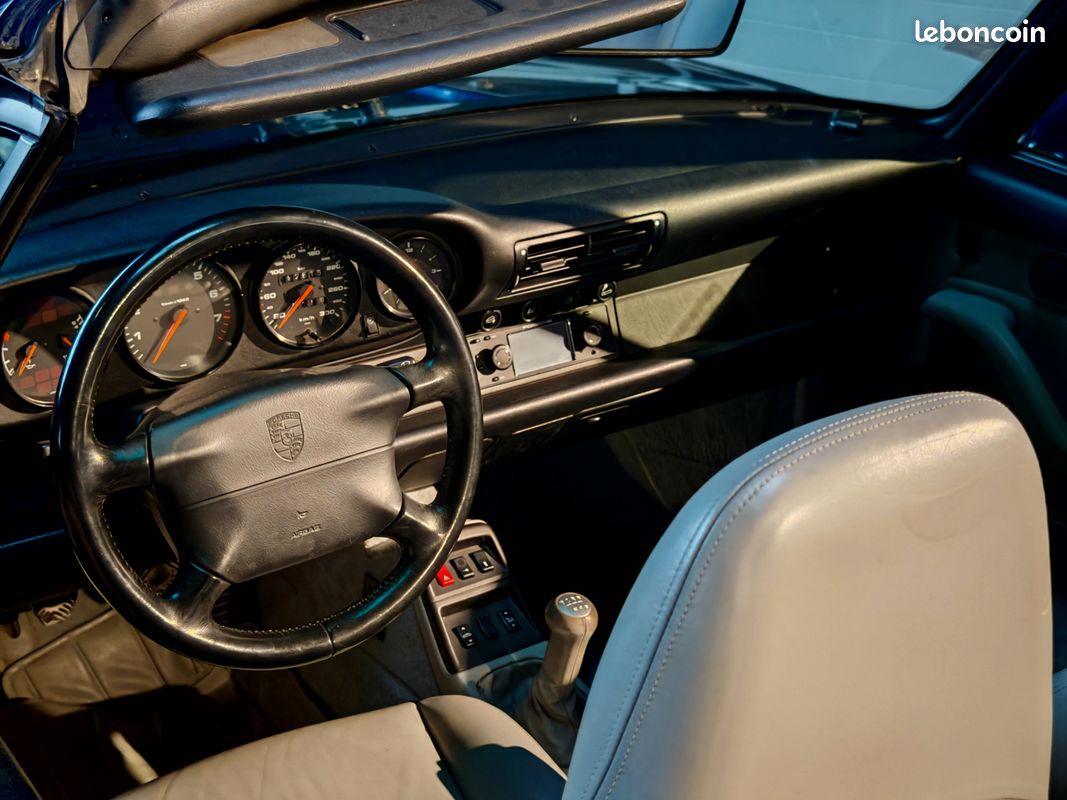 Porsche 911 type 993 Carrera 4 Cabriolet - Belle configuration - Carnet (image 4)