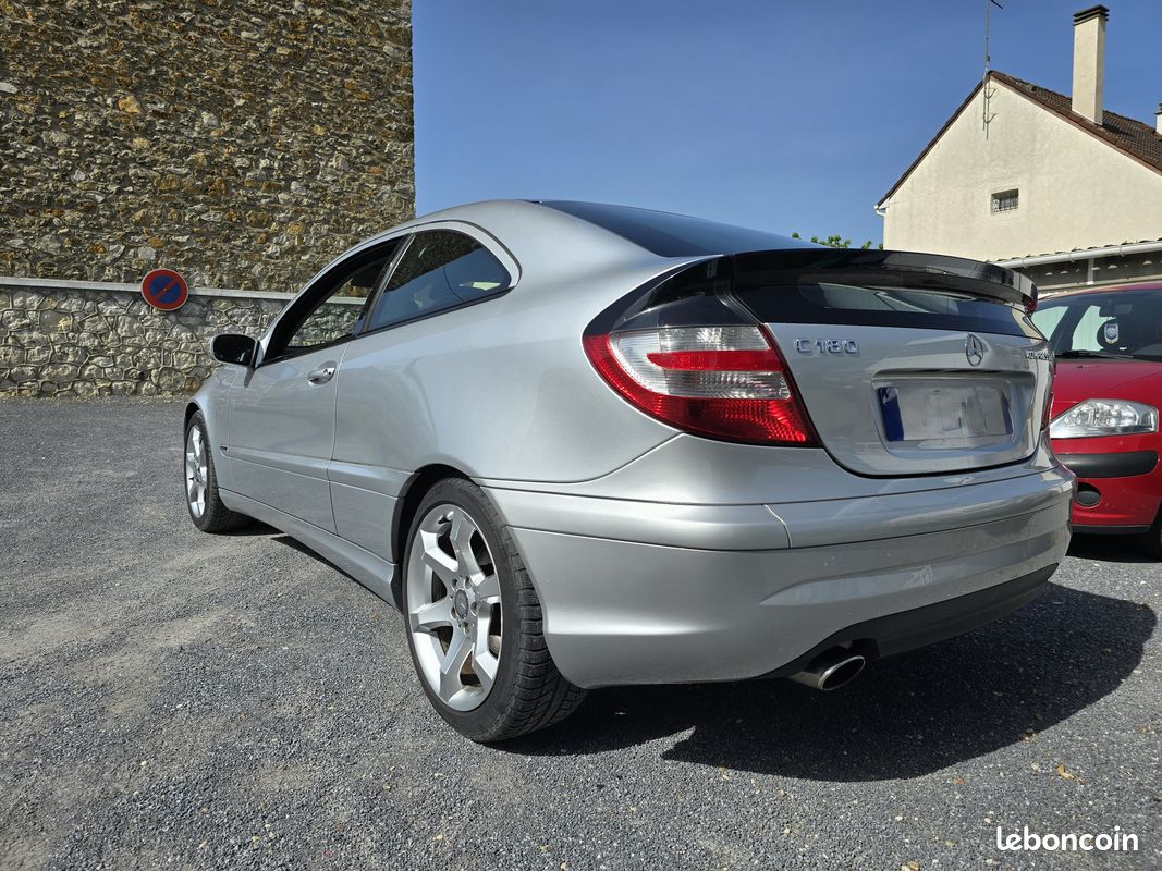 Vends mercedes C180 kompressor coupé 2007 (image 2)