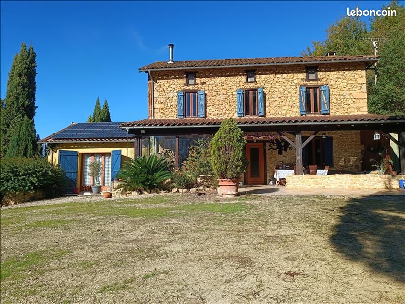 Maison 8 pièces 284 m² · à Saint-Marcet · 284 m² · 805 000 €