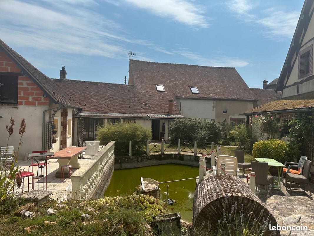 Location d'une charmante maison normande proche de Verneuil sur Avre, avec grand jardin *location dispo a partir de fin août* - 140m2 avec terrain de 2000m2 (image 1)