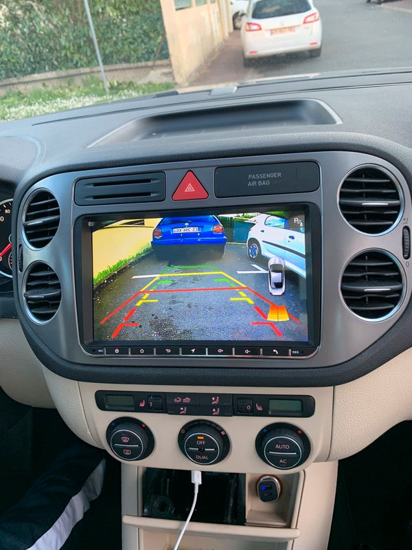 Autoradio Ecran Multimédia Carplay/ Android auto Bluetooth Gps Waze /Google  Map Android VOLKSWAGEN-SEAT-SKODA avec CAMERA de recul + MIC - Équipement  auto