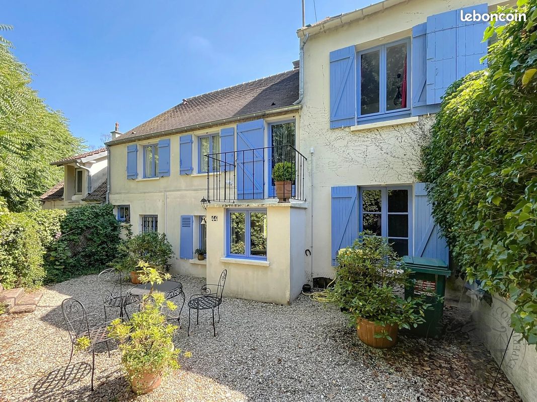 Maison 6 pièces 159 m² · à Dourdan · 159 m² · 420 000 €