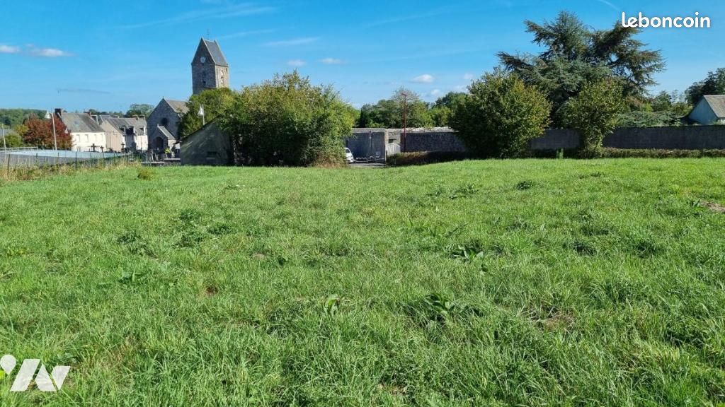 Terrain 1222 m² · à Quettreville-sur-Sienne · 1 222 m² · 42 400 €
