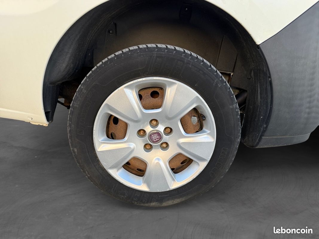 FIAT DOBLO 1.3 Multijet 16v 90 ch S/S DPF Team (image 25)