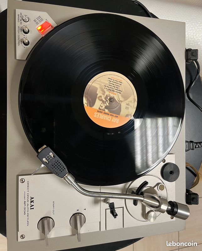 Platine Vinyle AKAI AP-M395 - Révisée, Prête à L'emploi