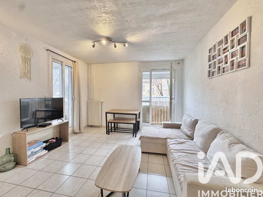 Appartement 4 pièces 71 m² · à Nîmes · 71 m² · 89 000 €