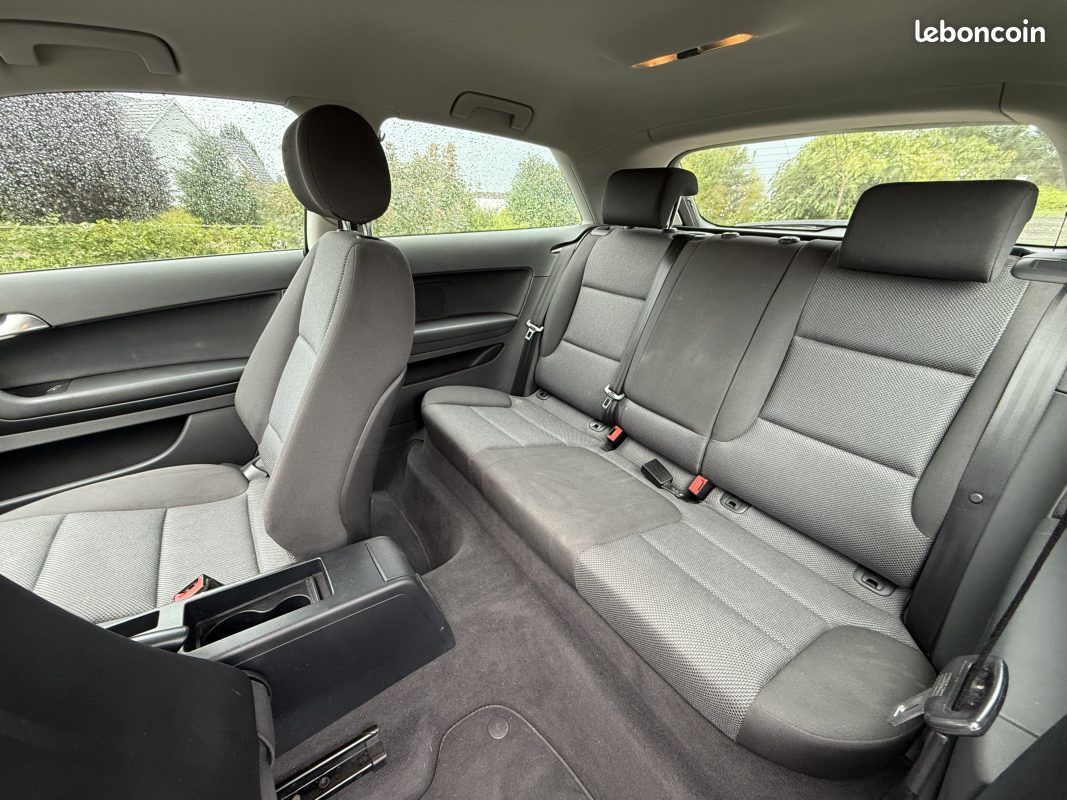 Audi A3 II 1.8 TFSI 160ch Ambiente 3p Garantie 6 Mois (image 4)