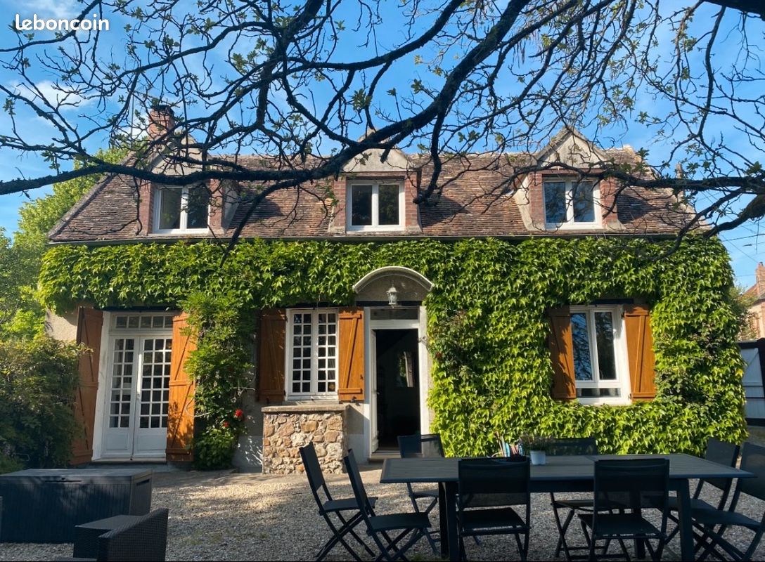 Maison 3 pièces 90 m² · à Villethierry · 90 m² · 190 000 €