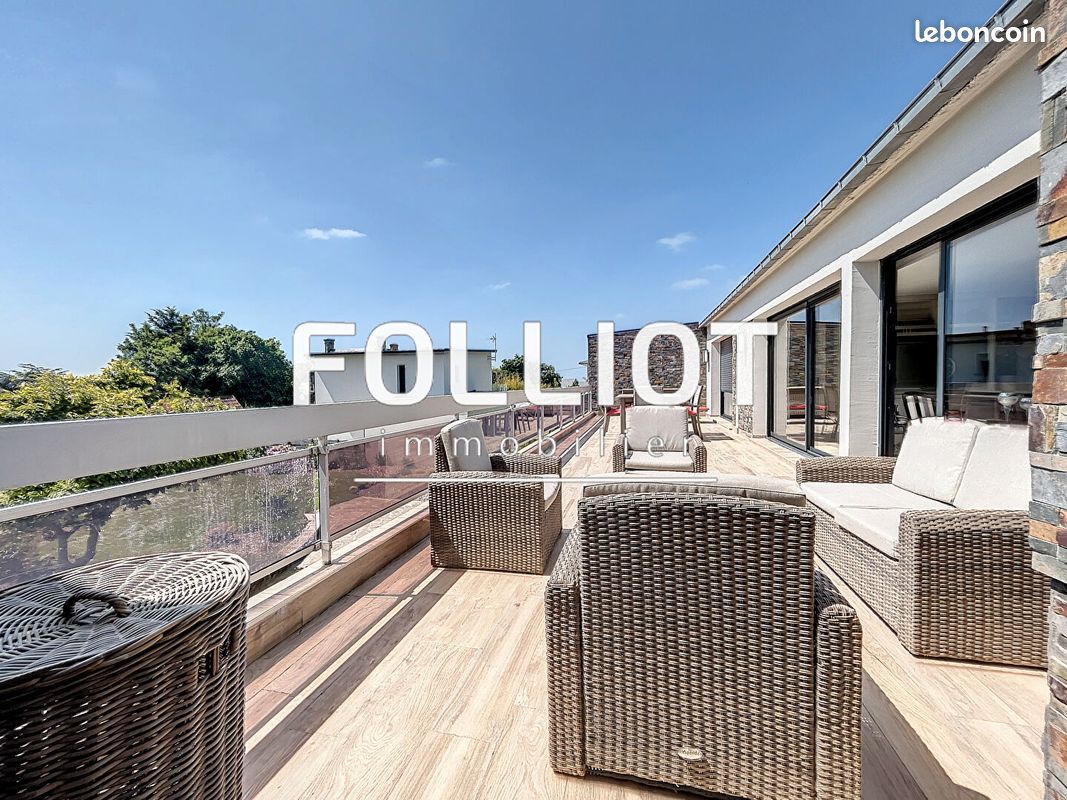 Maison 7 pièces 286 m² · à Donville-les-Bains · 286 m² · 836 000 €