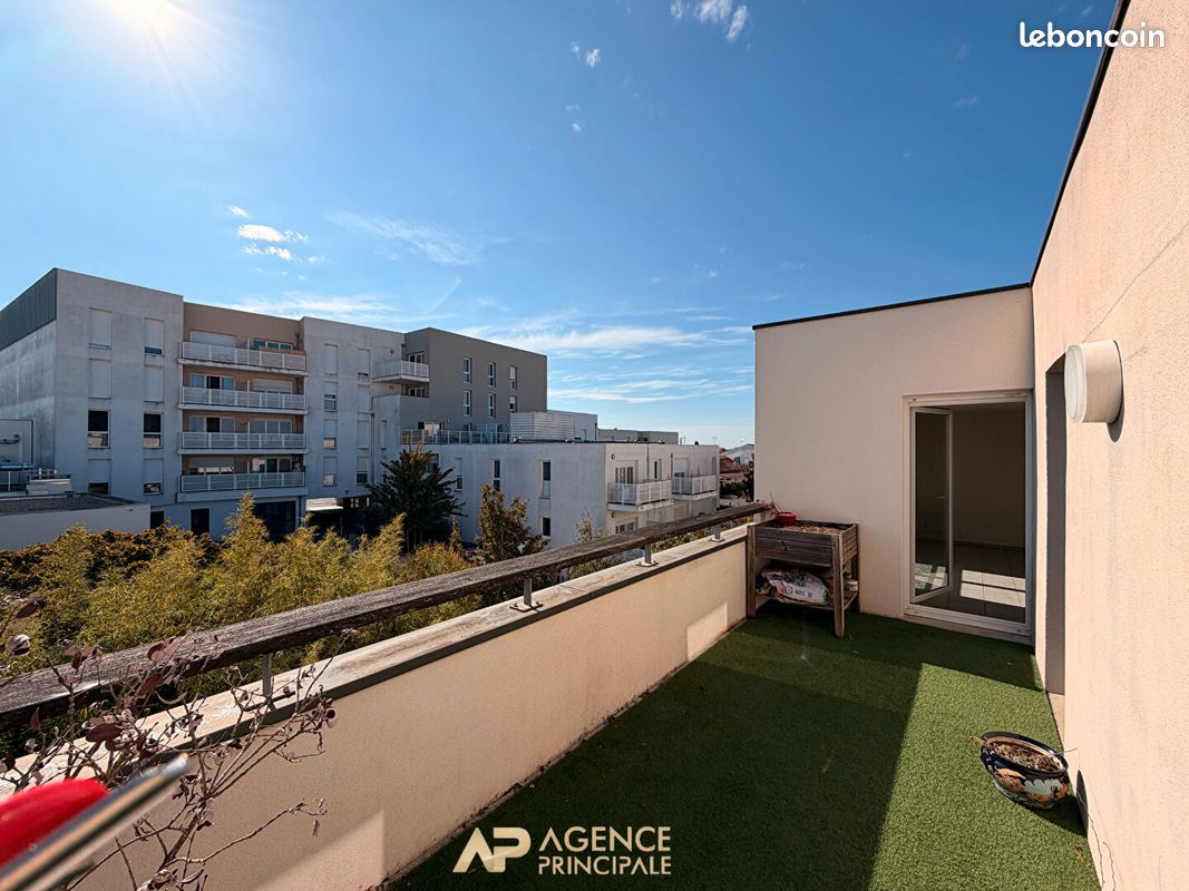 Appartement 4 pièces 99 m² · à La Rochelle · 99 m² · 448 350 €