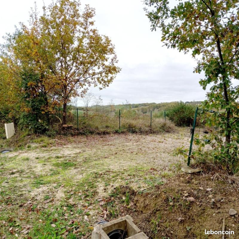 Terrain 4 400 m² Boussens · 83 000 €