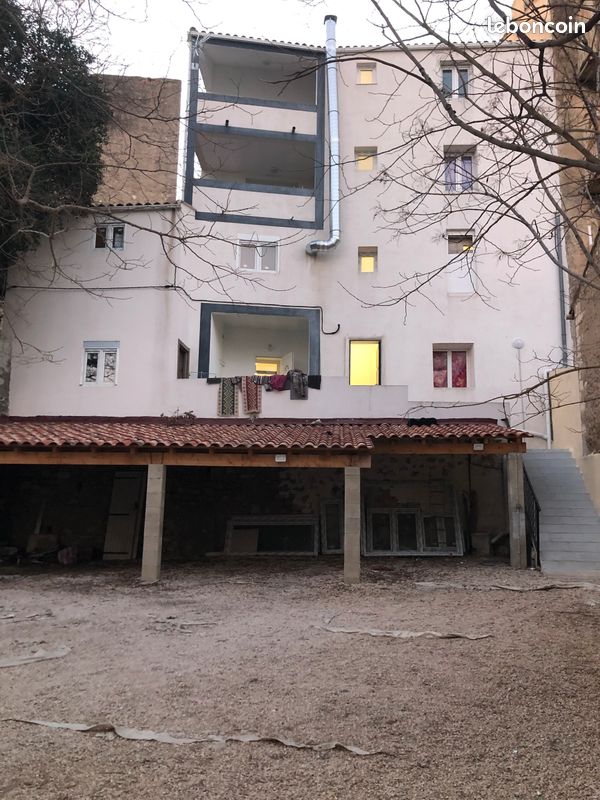 Appartement 2 pièces 65 m² · à Marseille · 65 m² · 850 €/mois