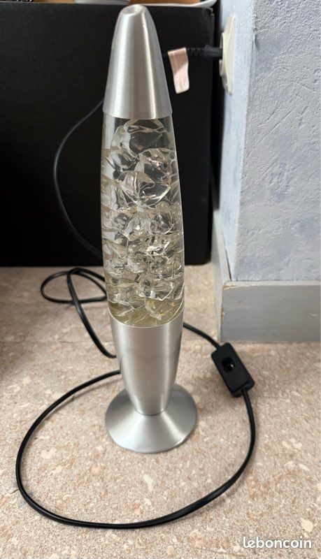 Lampe effet glaçon conique multicolore (image 1)