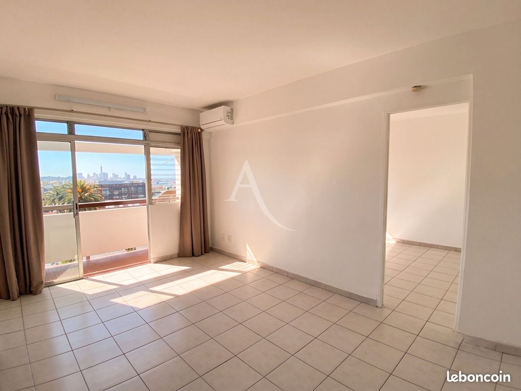Appartement 2 pièces 55 m² · à Fort-de-France · 55 m² · 870 €